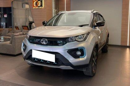 2020 Tata Nexon EV एक्सजेड प्लस लक्स