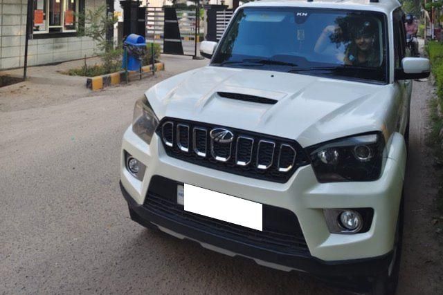 Mahindra Scorpio S11 BSIV Second-hand 2019 Mahindra Scorpio S11 BSIV for sale in Noida