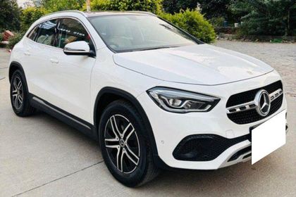 2022 Mercedes-Benz GLA 200 बीएस6