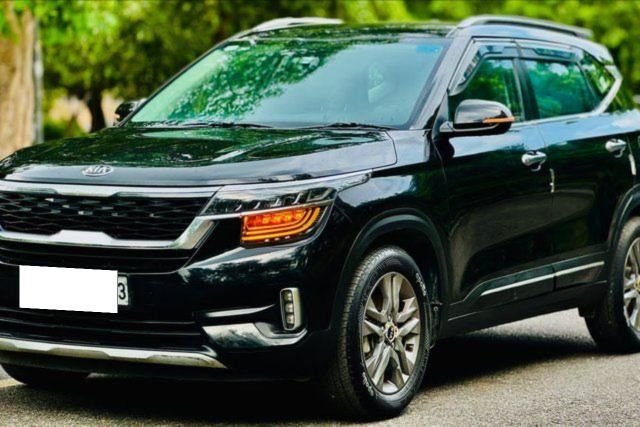 Second-hand 2020 Kia Seltos एचटीएक्स जी for sale in New Delhi