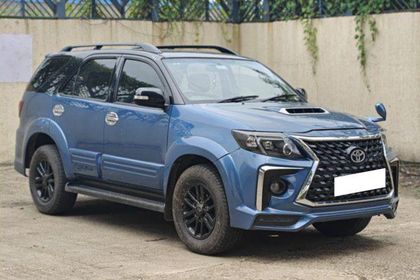 2012 Toyota Fortuner 4x2 मैनुअल