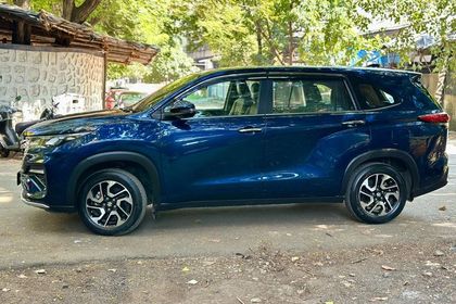 2023 Maruti Suzuki Invicto Alpha Plus 7Str