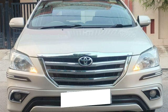 Toyota Innova 2.5 VX (Diesel) 8 Seater BS IV Second-hand 2013 Toyota Innova 2.5 VX (Diesel) 8 Seater BS IV for sale in Bangalore