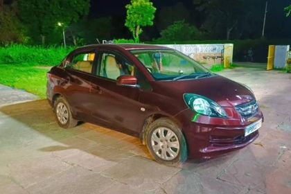 2014 Honda Amaze S i-Vtech
