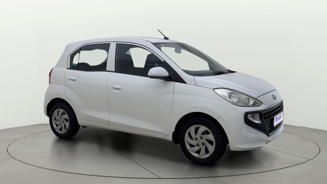 Hyundai Santro स्पोर्टज़ बीएस4 Second-hand 2019 Hyundai Santro स्पोर्टज़ बीएस4 for sale in Ahmedabad