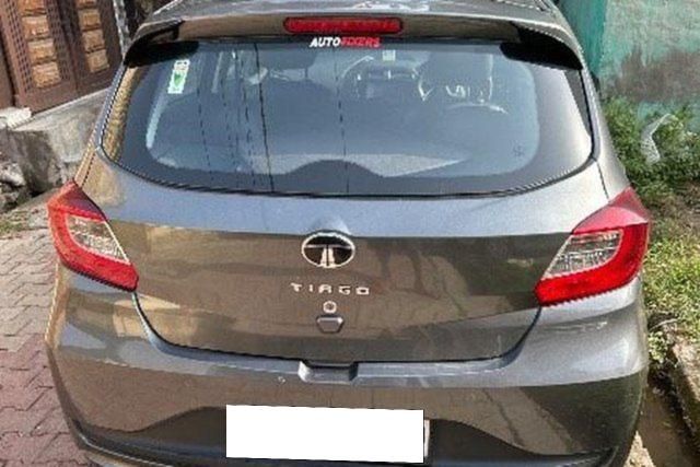 Tata Tiago XT Rhythm Second-hand 2024 Tata Tiago XT Rhythm for sale in Ghaziabad