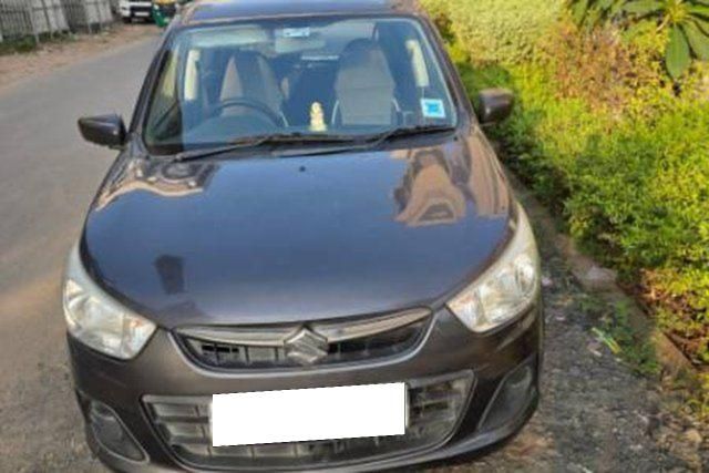 Maruti Suzuki Alto K10 वीएक्सआई AGS ऑप्शनल Second-hand 2017 Maruti Suzuki Alto K10 वीएक्सआई AGS ऑप्शनल for sale in Ahmedabad