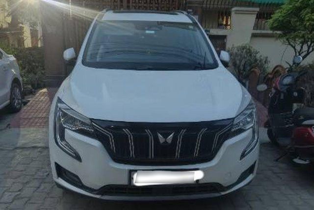 Second-hand 2022 Mahindra XUV700 एएक्स7 डीजल AT बीएस6 for sale in Ghaziabad