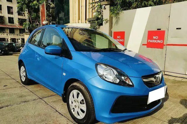 Second-hand 2013 Honda Brio S MT for sale in Mumbai