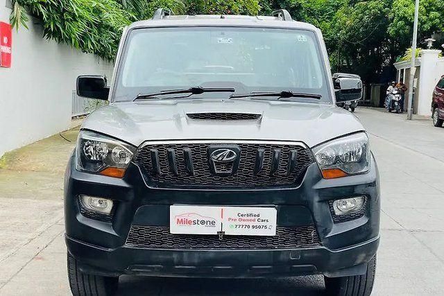 Mahindra Scorpio S4 प्लस Second-hand 2015 Mahindra Scorpio S4 प्लस for sale in Mumbai