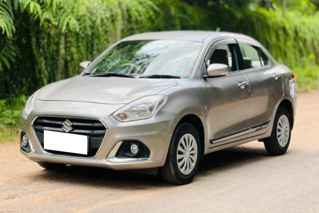 Second-hand 2023 Maruti Suzuki Dzire वीएक्सआई for sale in Ahmedabad