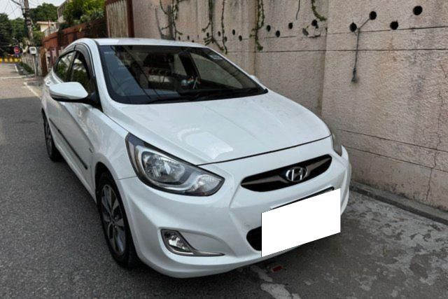 Hyundai Verna 1.6 एसएक्स VTVT AT Second-hand 2014 Hyundai Verna 1.6 एसएक्स VTVT AT for sale in Jalandhar