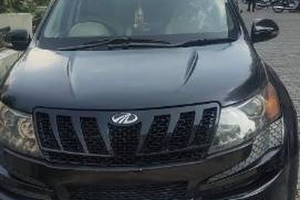 2013 Mahindra XUV500 1.99 FWD W8