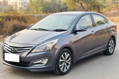 2015 हुंडई वरना 1.6 VTVT