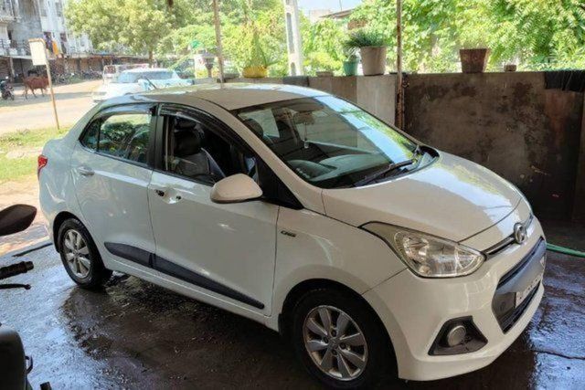 Hyundai Xcent 1.1 CRDi SX Second-hand 2014 Hyundai Xcent 1.1 CRDi SX for sale in Kosamba