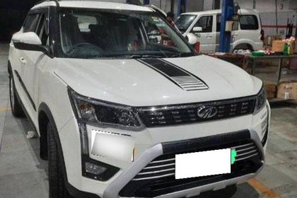 2021 Mahindra XUV300 W8 BSVI