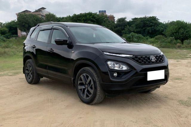 Second-hand 2022 Tata Safari XZA Plus AT Dark Edition BSVI for sale in New Delhi