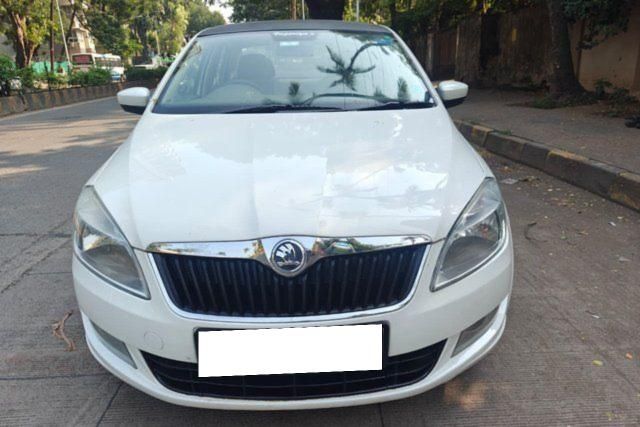 Skoda Rapid 1.6 MPI Ambition Plus Second-hand 2013 Skoda Rapid 1.6 MPI Ambition Plus for sale in Mumbai