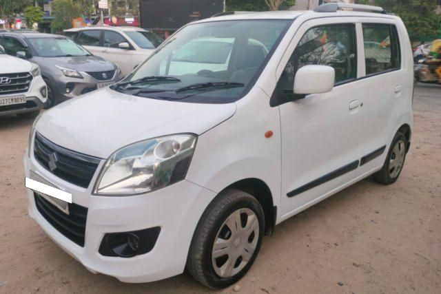 Second-hand 2016 Maruti Suzuki Wagon R वीएक्सआई BS IV for sale in Ahmedabad