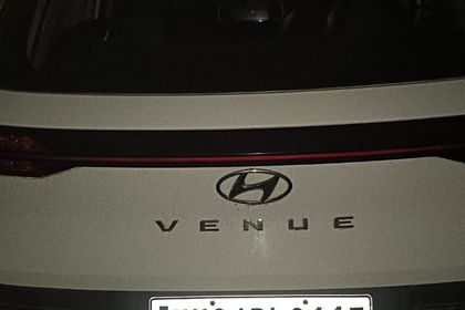 2022 Hyundai Venue ई