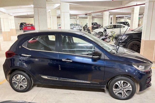 Second-hand 2023 Tata Tiago XTA AMT for sale in Bangalore