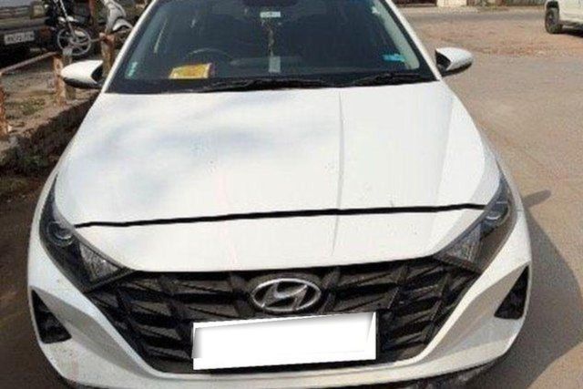 Second-hand 2023 Hyundai i20 एस्टा ऑप्ट for sale in Faridabad