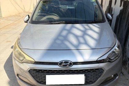 2015 Hyundai i20 स्पोर्टज़ 1.2