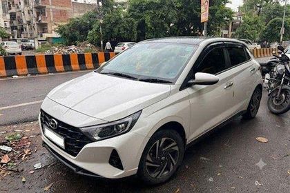 2025 Hyundai i20 एस्टा