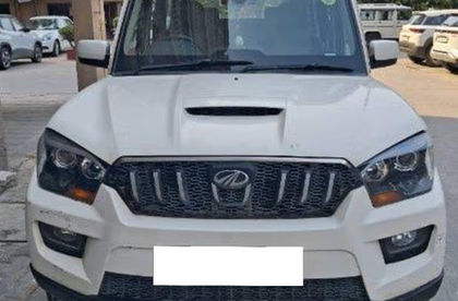 2016 Mahindra Scorpio 1.99 S10