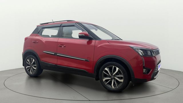 Second-hand 2022 Mahindra XUV300 W8 ऑप्शन AMT बीएस6 for sale in Bangalore
