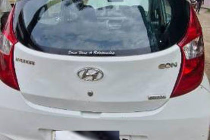 2016 Hyundai EON Sportz