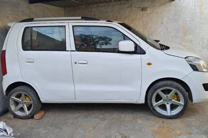 2018 Maruti Suzuki Wagon R वीएक्सआई ऑप्शनल