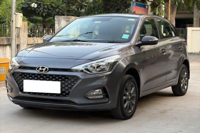 Hyundai i20 Petrol Asta Second-hand 2019 Hyundai i20 Petrol Asta for sale in Ahmedabad