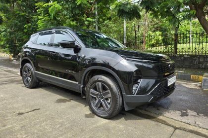 2025 Tata Harrier Adventure X Dark AT