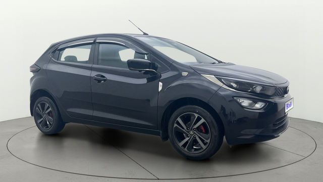 Second-hand 2022 Tata Altroz XZ प्लस Dark Edition बीएस6 for sale in Bangalore