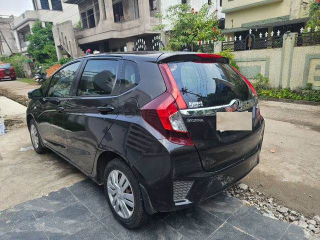 Second-hand 2016 Honda Jazz 1.5 एस रेनफोर्स्ड i DTEC for sale in Nagpur