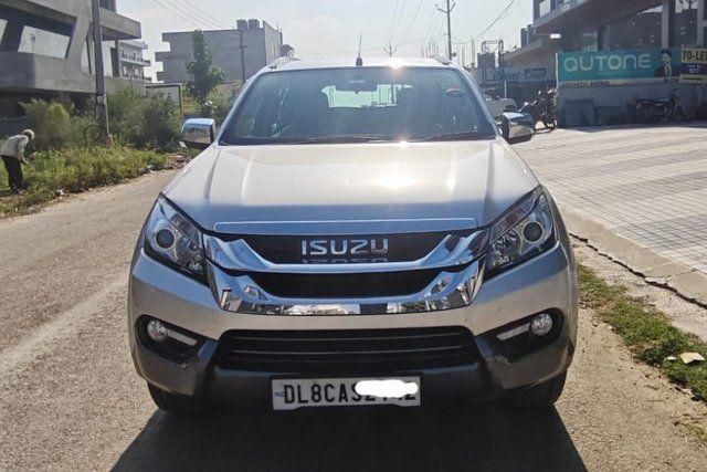 Isuzu MU-X 4X2 Second-hand 2017 Isuzu MU-X 4X2 for sale in Chandigarh