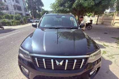 2023 Mahindra Scorpio N जेड4 डीजल एटी