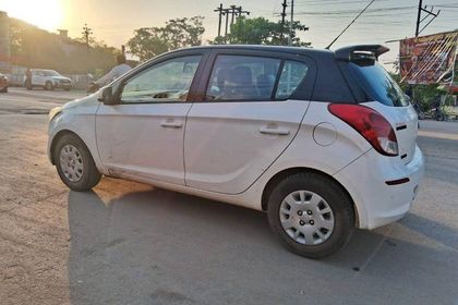 2013 Hyundai i20 मैग्ना ऑप्शनल 1.4 CRDi