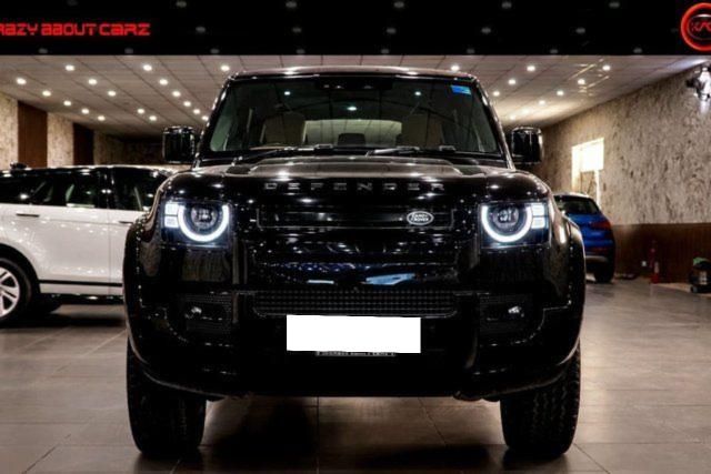 Land Rover Defender 2.0 110 HSE Second-hand 2024 Land Rover Defender 2.0 110 HSE for sale in New Delhi