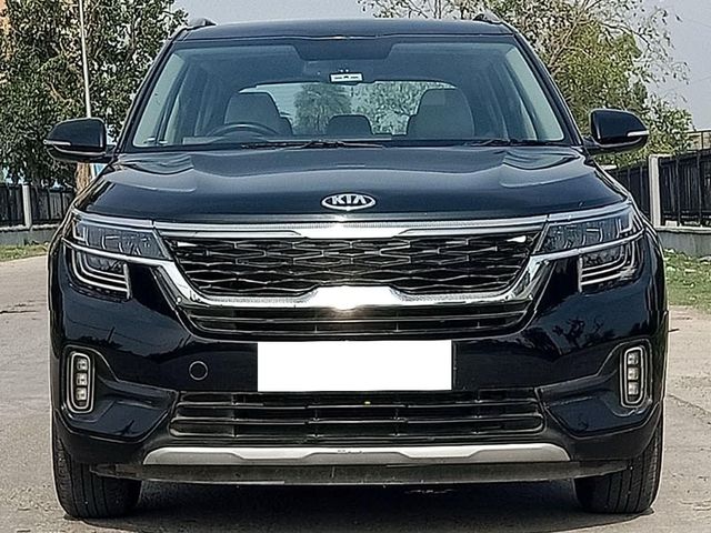 Second-hand 2021 Kia Seltos HTX IVT G for sale in New Delhi