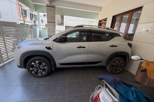 Second-hand 2023 Renault Kiger RXZ AMT for sale in Bangalore