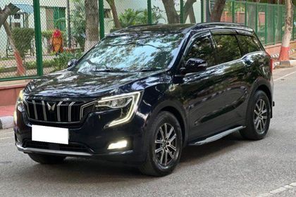 2022 Mahindra XUV700 एएक्स5 7 Str डीजल AT बीएस6