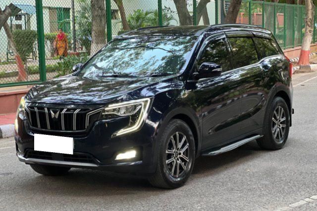 Mahindra XUV700 एएक्स5 7 Str डीजल AT बीएस6 Second-hand 2022 Mahindra XUV700 एएक्स5 7 Str डीजल AT बीएस6 for sale in New Delhi