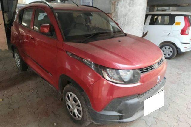 Mahindra KUV 100 mFALCON G80 K6 Second-hand 2016 Mahindra KUV 100 mFALCON G80 K6 for sale in Ahmedabad