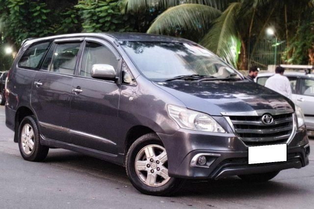Toyota Innova 2.5 V Diesel 7-seater Second-hand 2007 Toyota Innova 2.5 V Diesel 7-seater for sale in Mumbai