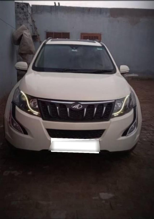 Mahindra XUV500 AT W10 FWD Second-hand 2015 Mahindra XUV500 AT W10 FWD for sale in Phagwara