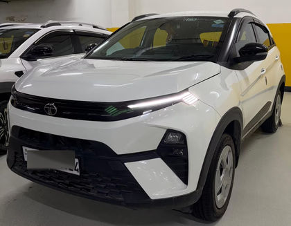 2025 Tata Nexon प्योर प्लस सीएनजी