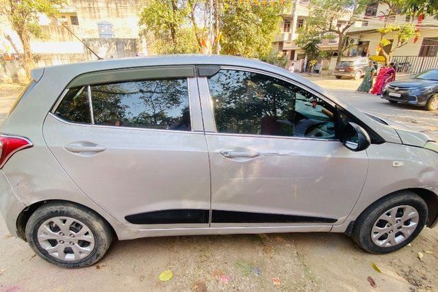 Hyundai Grand i10 CRDi Magna Second-hand 2016 Hyundai Grand i10 CRDi Magna for sale in Jaipur