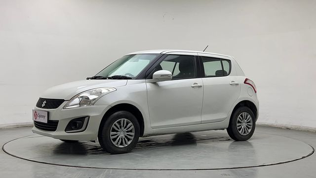Second-hand 2015 Maruti Suzuki Swift VXI for sale in New Delhi